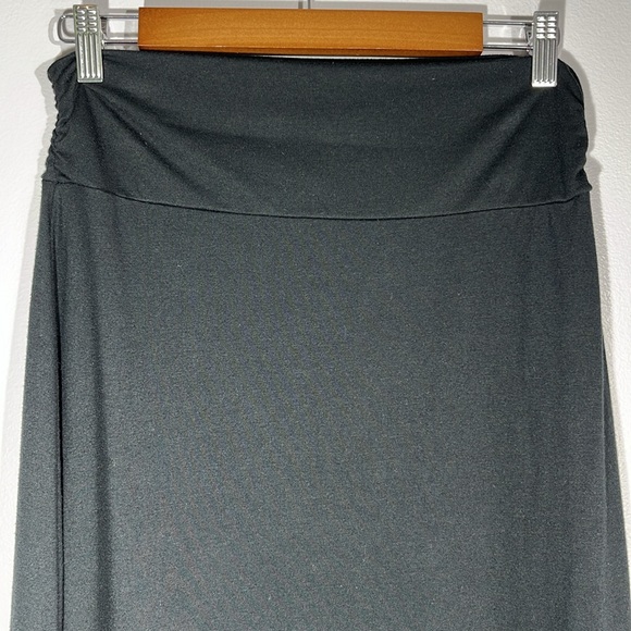 Faded Glory Black Maxi Skirt A-line Size 4-6 Small - Picture 3 of 6